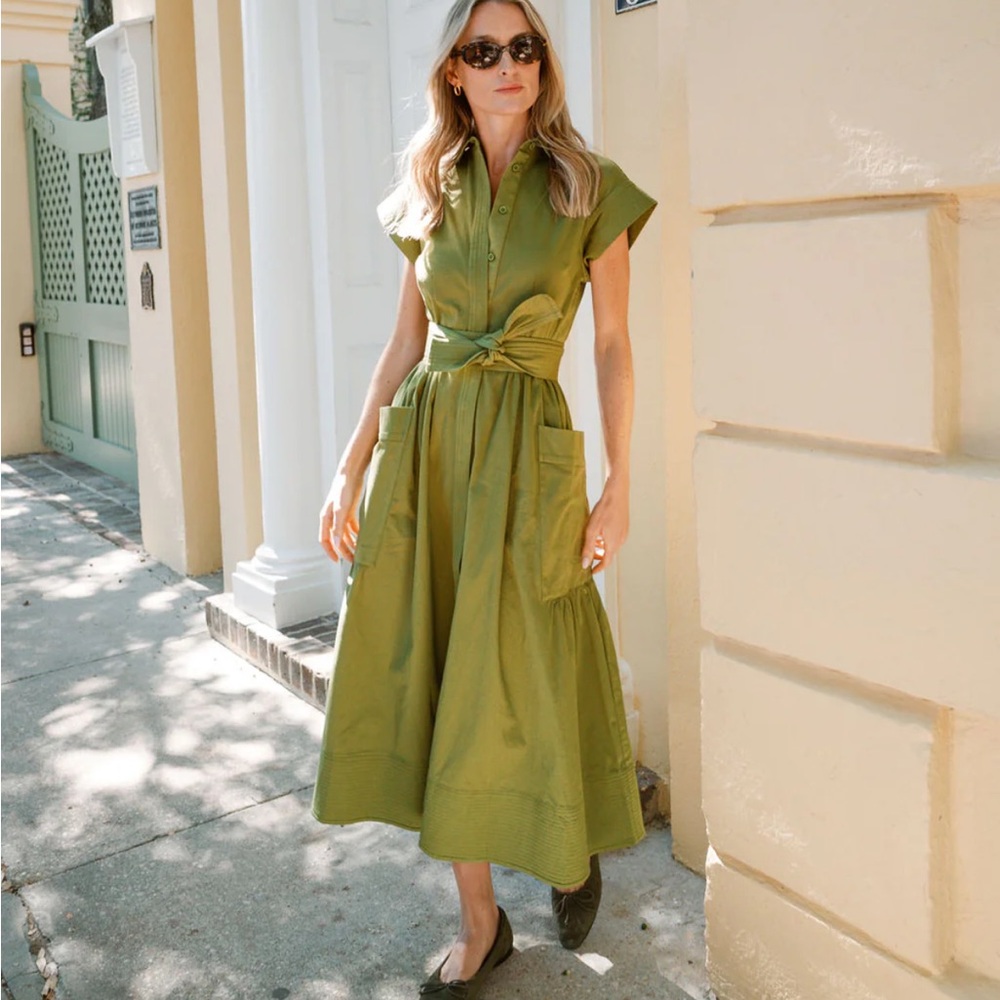 Elegant Green Midi Dress